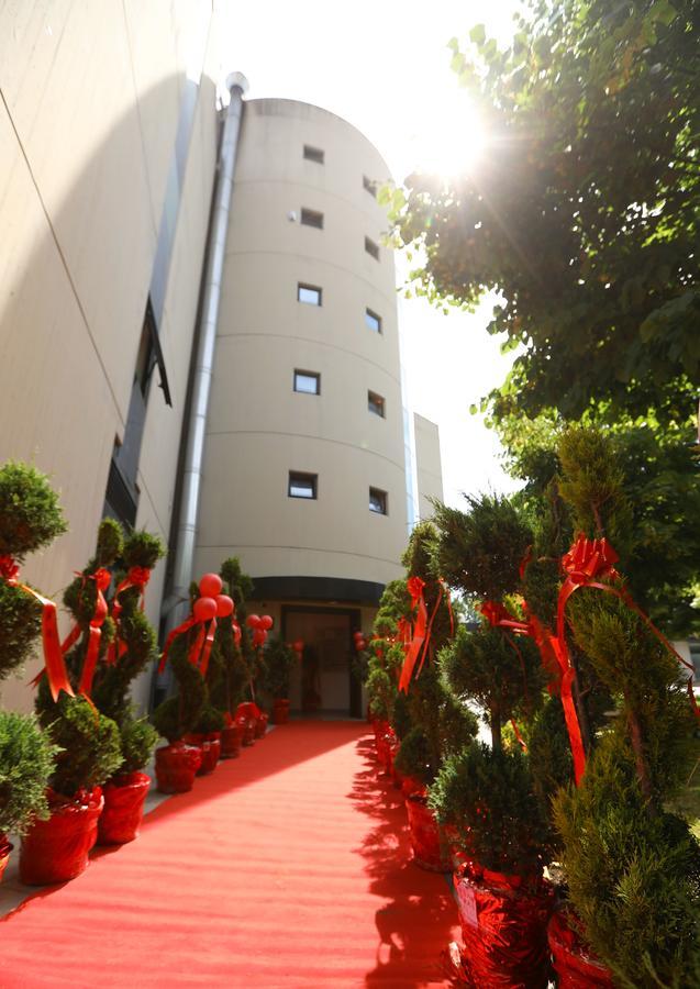 Hotel Nuvola プラート エクステリア 写真