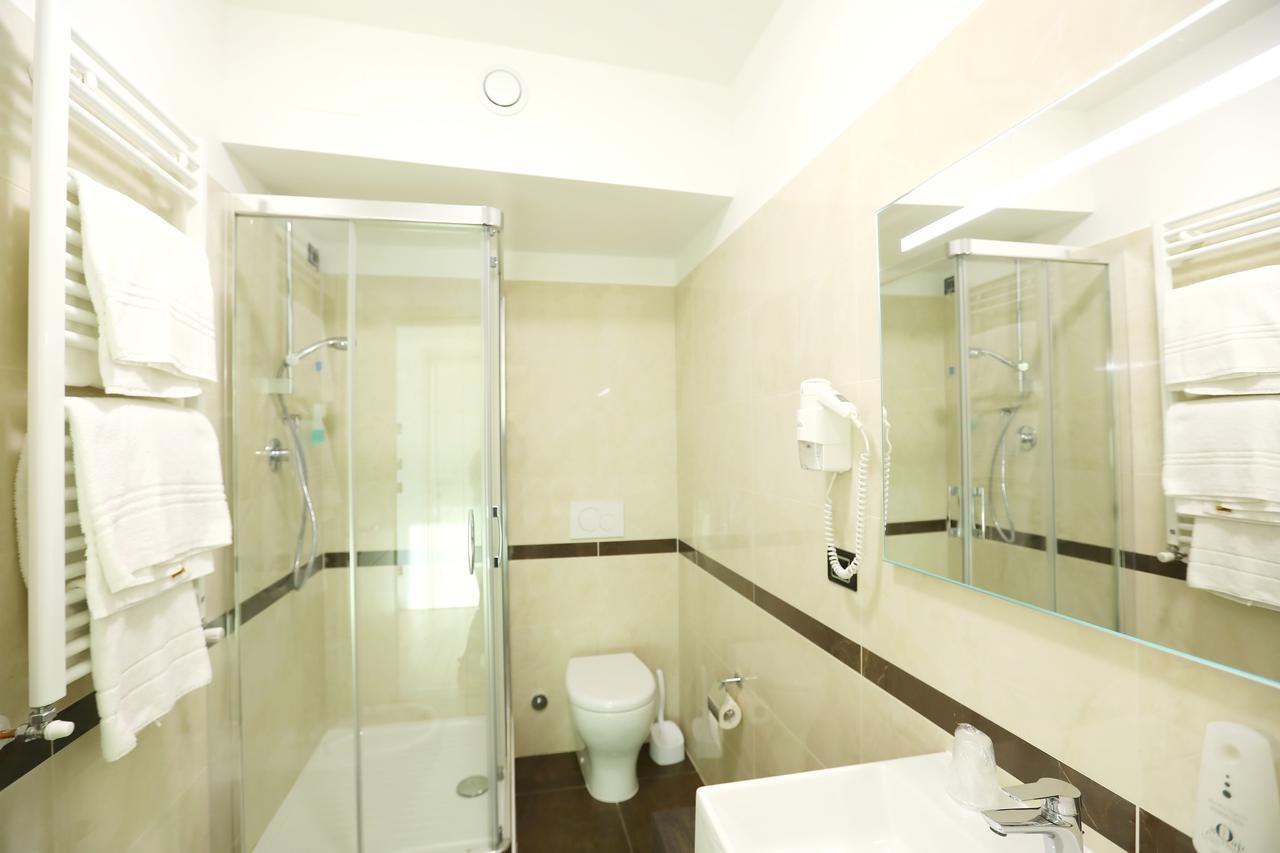 Hotel Nuvola プラート エクステリア 写真